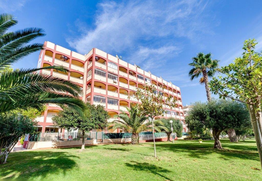 Appartement Torre La Mata Торевиеха Екстериор снимка