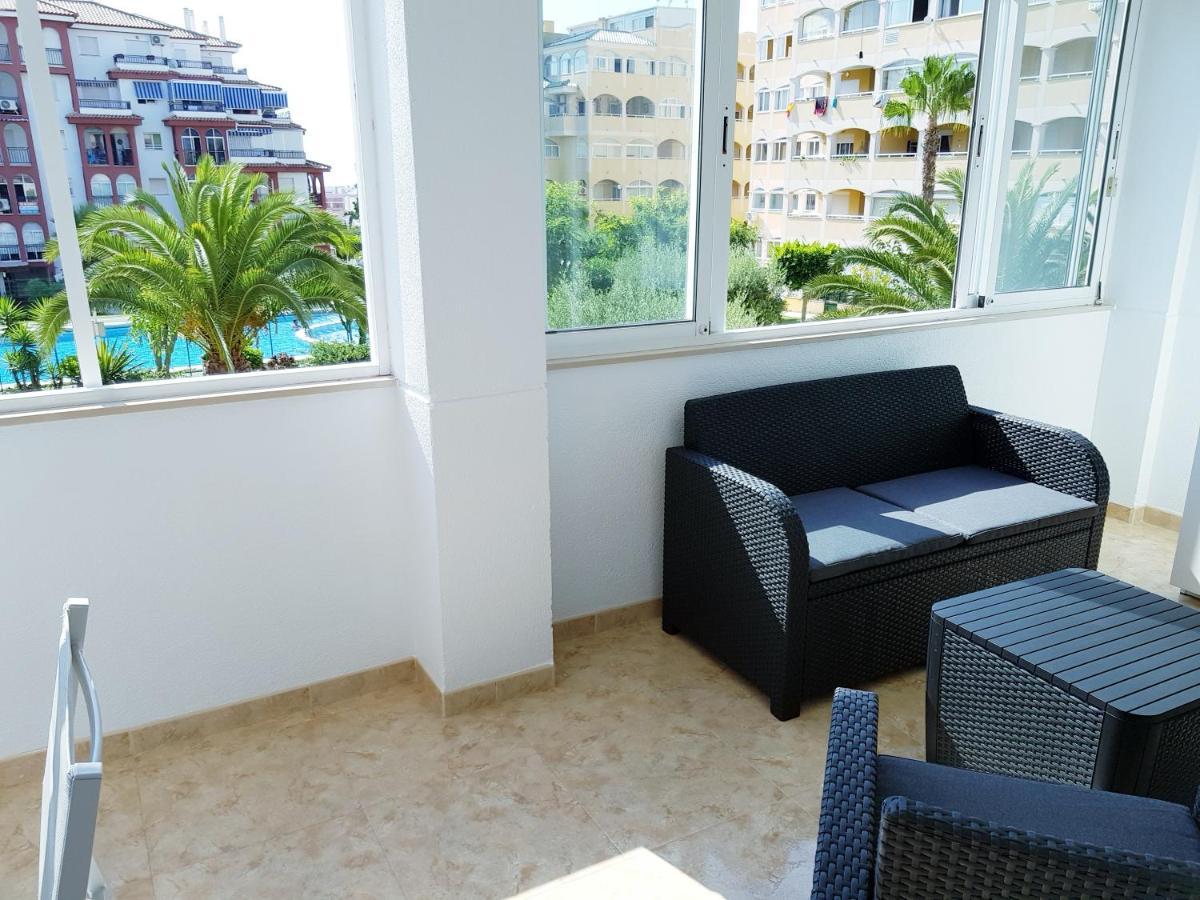 Appartement Torre La Mata Торевиеха Екстериор снимка