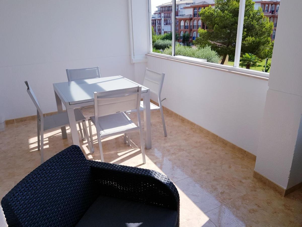 Appartement Torre La Mata Торевиеха Екстериор снимка