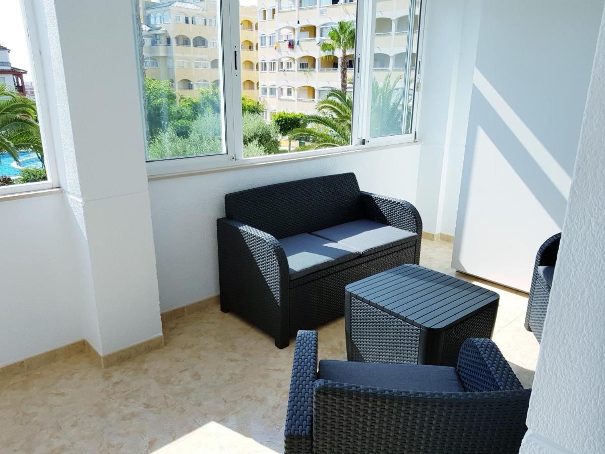Appartement Torre La Mata Торевиеха Екстериор снимка