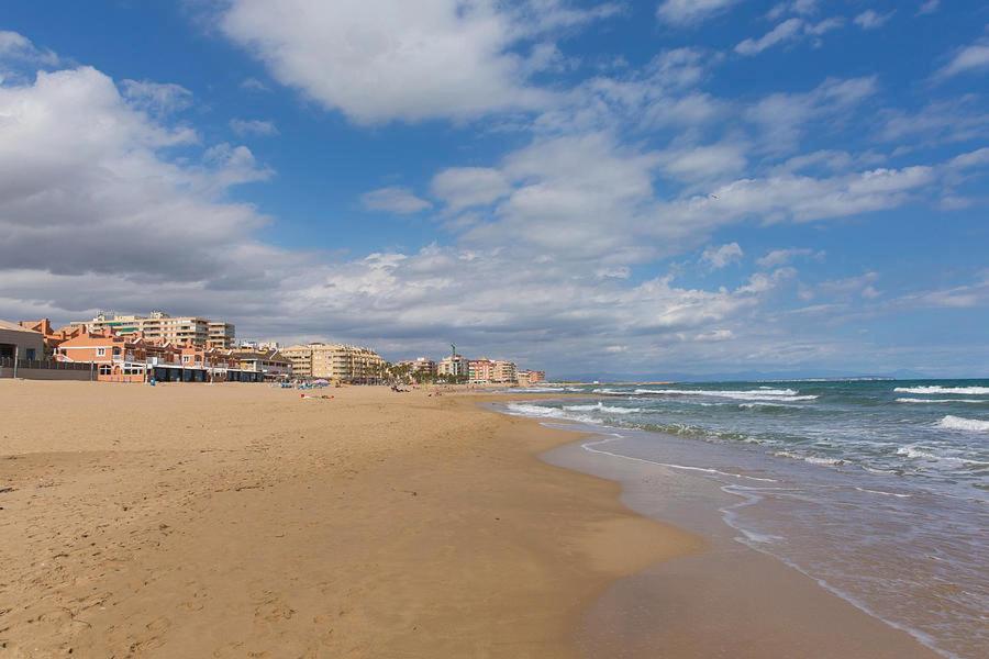 Appartement Torre La Mata Торевиеха Екстериор снимка